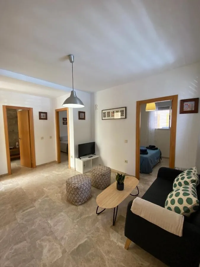 Central Apartment With Patio By Wayra Tarifa