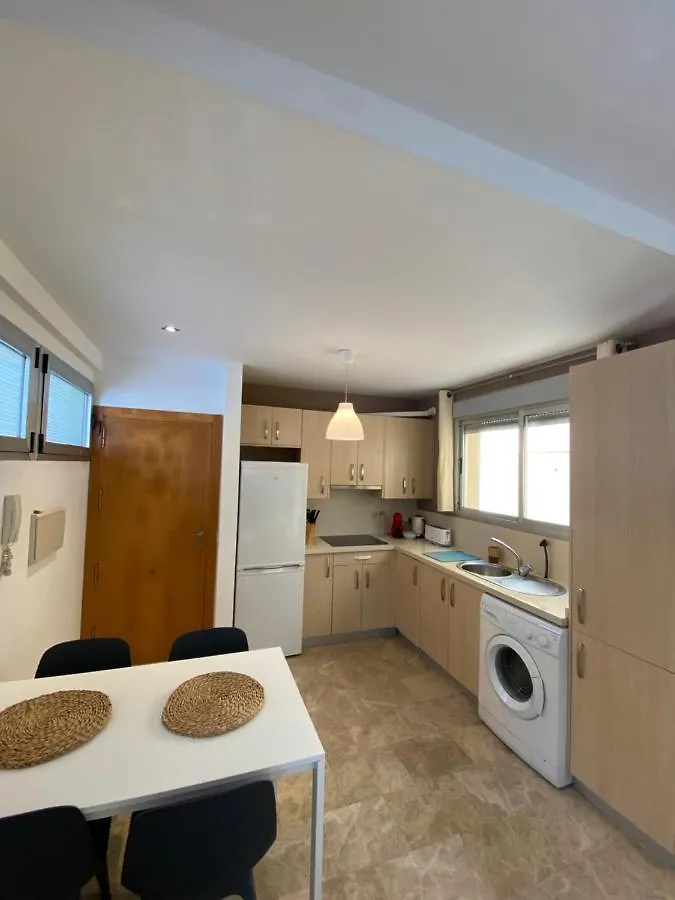 Central Apartment With Patio By Wayra Tarifa Spanje