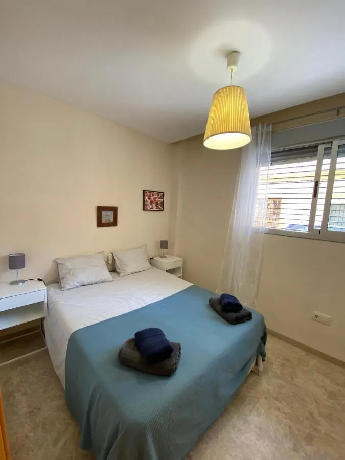 Central Apartment With Patio By Wayra Tarifa